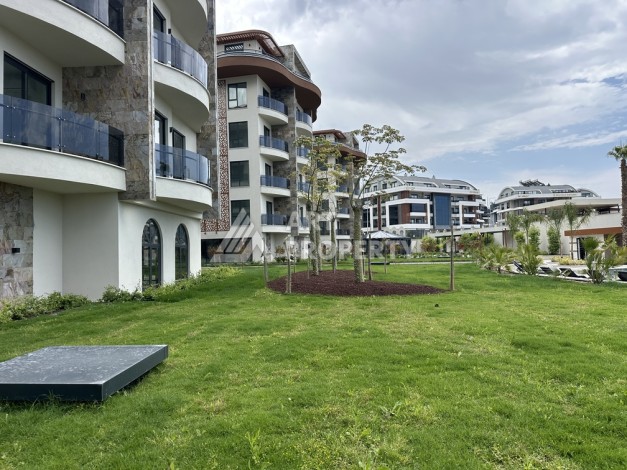 Доступная квартира 1+1 в элитном комплексе района Оба с лицензией на суточную аренду - Ракурс 11