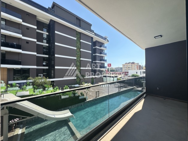 Квартира 1+1 в районе Клеопатра с лицензией на сдачу в аренду - Ракурс 3