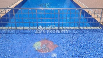 Бюджетная квартира 2+1 в районе Тосмур, всего 300 метров от моря - Ракурс 3