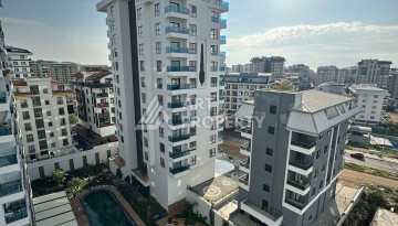 Современная квартира 1+1 в новой резиденции, центр Махмутлара, 55 кв.м. - Ракурс 4