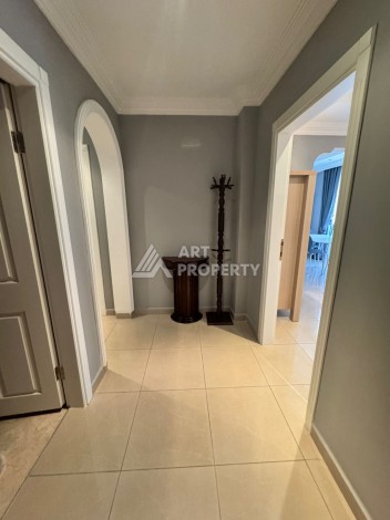 Просторная меблированная квартира 2+1 в районе Оба в 150 метрах от моря - Ракурс 3