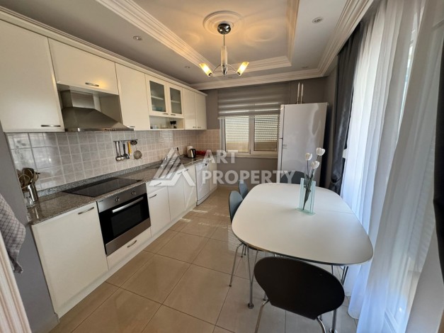 Просторная меблированная квартира 2+1 в районе Оба в 150 метрах от моря - Ракурс 11