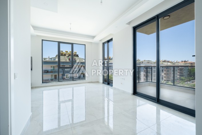 Квартира 1+1 с панорамным остеклением и открытыми видами на город, в комплексе 2024 года - Ракурс 0