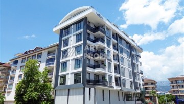 Квартира 1+1 с панорамным остеклением и открытыми видами на город, в комплексе 2024 года - Ракурс 5