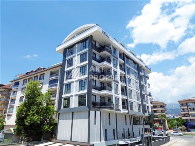 Квартира 1+1 с панорамным остеклением и открытыми видами на город, в комплексе 2024 года - Ракурс 4