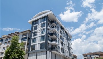 Квартира 1+1 с панорамным остеклением и открытыми видами на город, в комплексе 2024 года - Ракурс 10