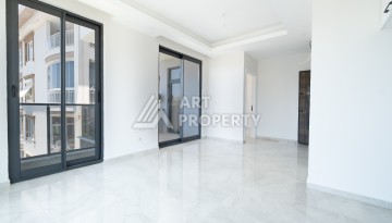 Квартира 1+1 с панорамным остеклением и открытыми видами на город, в комплексе 2024 года - Ракурс 11