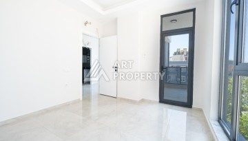 Квартира 1+1 с панорамным остеклением и открытыми видами на город, в комплексе 2024 года - Ракурс 13