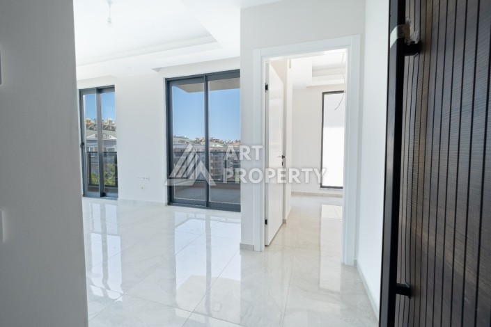 Квартира 1+1 с панорамным остеклением и открытыми видами на город, в комплексе 2024 года - Ракурс 18