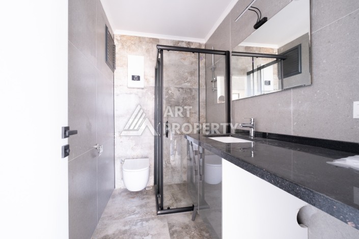 Квартира 1+1 с панорамным остеклением и открытыми видами на город, в комплексе 2024 года - Ракурс 21