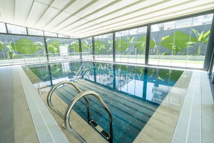 Квартира 1+1 с панорамным остеклением и открытыми видами на город, в комплексе 2024 года - Ракурс 27