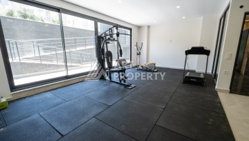 Квартира 1+1 с панорамным остеклением и открытыми видами на город, в комплексе 2024 года - Ракурс 29