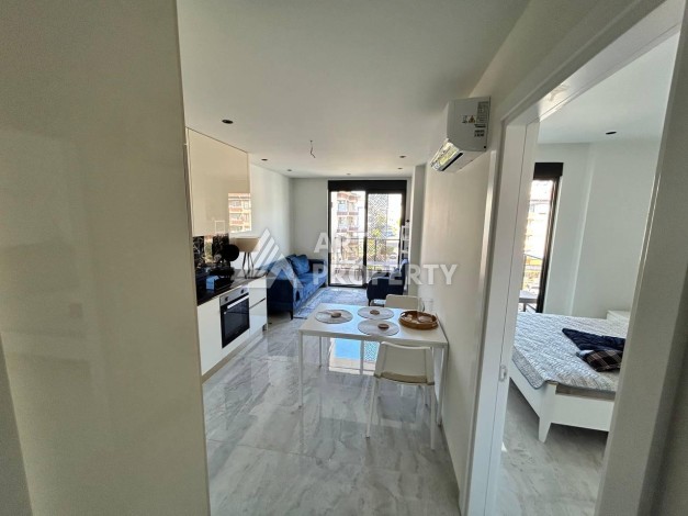 Квартира 1+1 в престижном комплексе района Оба в 200 метрах от моря - Ракурс 4