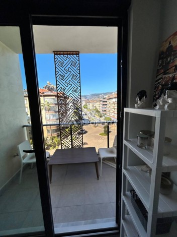 Квартира 1+1 в престижном комплексе района Оба в 200 метрах от моря - Ракурс 10