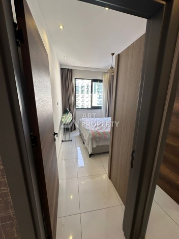 Стильная меблированная квартира 1+1 с видом на бассейн в элитной резиденции Махмутлара, 55 кв.м. - Ракурс 7