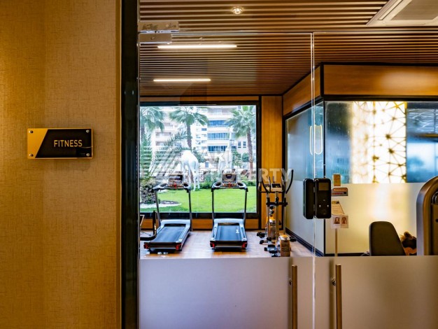 Стильная меблированная квартира 1+1 с видом на бассейн в элитной резиденции Махмутлара, 55 кв.м. - Ракурс 33