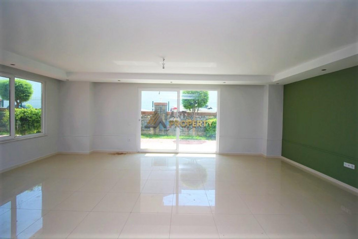 Пятикомнатный дуплекс с садом у реки Дим в районе Кестель, 220м2 - Ракурс 2