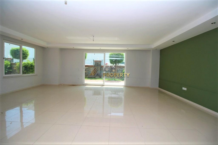 Пятикомнатный дуплекс с садом у реки Дим в районе Кестель, 220м2 - Ракурс 13