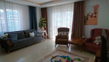 Дуплекс 3+1 с видом на море в Махмутларе, 150 кв.м. - Ракурс 17