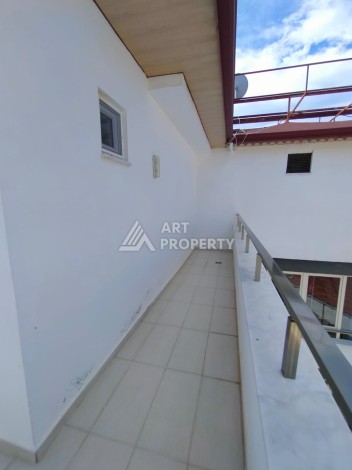 Дуплекс 3+1 с видом на море в Махмутларе, 150 кв.м. - Ракурс 37