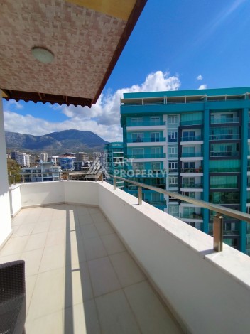 Дуплекс 3+1 с видом на море в Махмутларе, 150 кв.м. - Ракурс 42