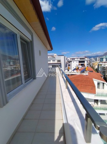 Дуплекс 3+1 с видом на море в Махмутларе, 150 кв.м. - Ракурс 44