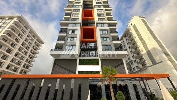 Квартира 2+1 с панорамными видами, 650 м до моря. Махмутлар, Алания - Ракурс 2