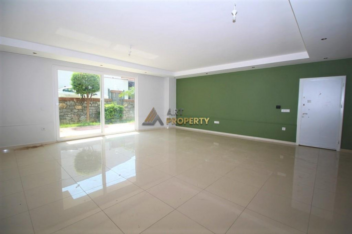 Пятикомнатный дуплекс с садом у реки Дим в районе Кестель, 220м2 - Ракурс 29