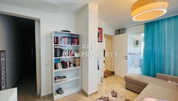 Просторный дуплекс 3+1 в районе Клеопатры, 180 кв.м. - Ракурс 9