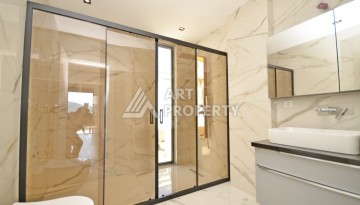 Современная вилла 3+1 с личным бассейном и панорамным видом на море в Каргыджаке - Ракурс 3