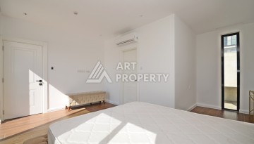 Современная вилла 3+1 с личным бассейном и панорамным видом на море в Каргыджаке - Ракурс 4