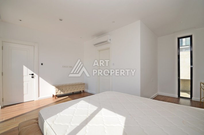 Современная вилла 3+1 с личным бассейном и панорамным видом на море в Каргыджаке - Ракурс 3