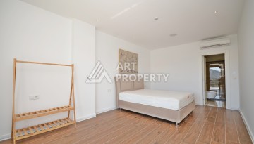 Современная вилла 3+1 с личным бассейном и панорамным видом на море в Каргыджаке - Ракурс 6