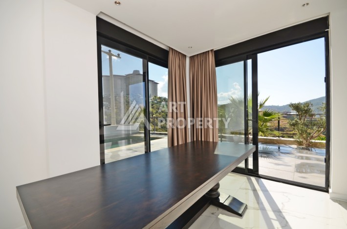 Современная вилла 3+1 с личным бассейном и панорамным видом на море в Каргыджаке - Ракурс 8