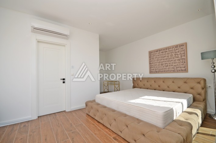 Современная вилла 3+1 с личным бассейном и панорамным видом на море в Каргыджаке - Ракурс 10