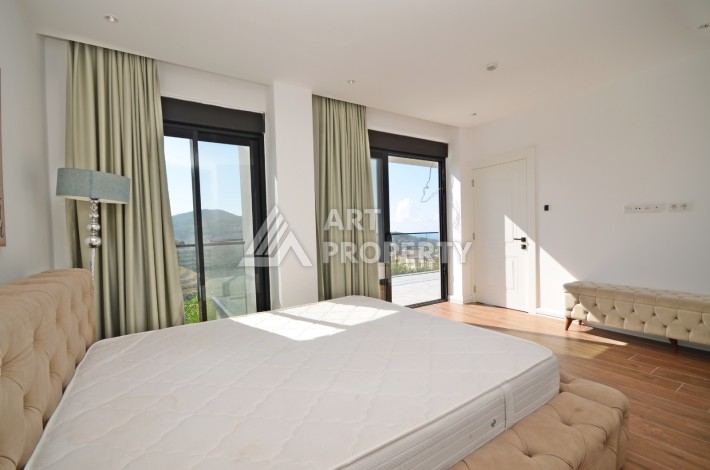 Современная вилла 3+1 с личным бассейном и панорамным видом на море в Каргыджаке - Ракурс 11