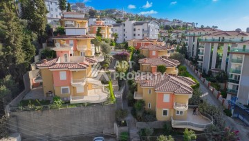 Просторная вилла 4+1 в Каргыджаке с красивыми видами и большой зелёной территорией комплекса - Ракурс 3