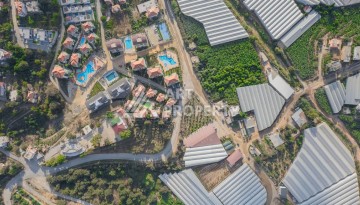 Просторная вилла 4+1 в Каргыджаке с красивыми видами и большой зелёной территорией комплекса - Ракурс 7