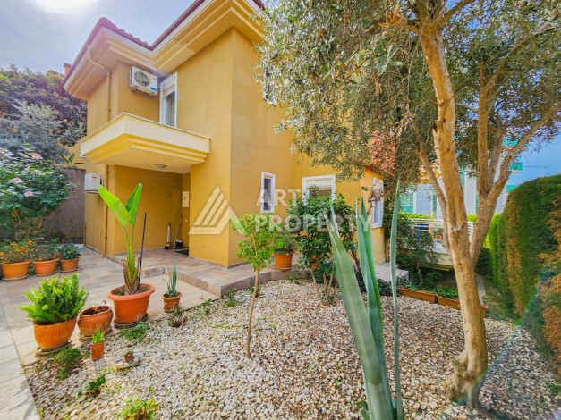 Просторная вилла 4+1 в Каргыджаке с красивыми видами и большой зелёной территорией комплекса - Ракурс 11