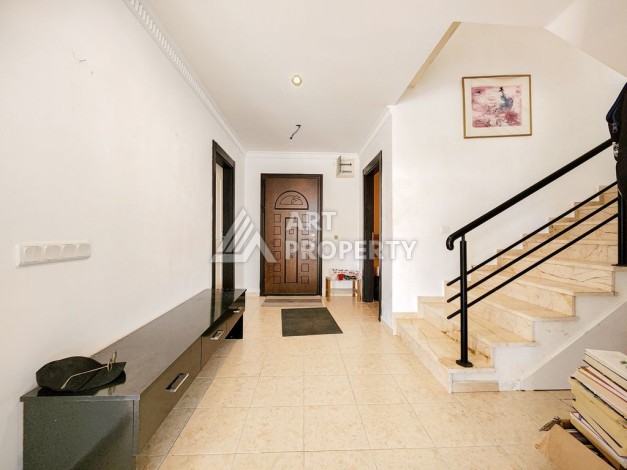 Просторная вилла 4+1 в Каргыджаке с красивыми видами и большой зелёной территорией комплекса - Ракурс 15