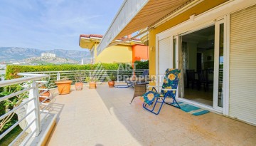 Просторная вилла 4+1 в Каргыджаке с красивыми видами и большой зелёной территорией комплекса - Ракурс 18