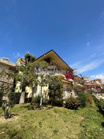 Вилла 3+1 в легендарном комплексе Gold City с панорамным видом на море и доступом к отельной инфраструктуре - Ракурс 0