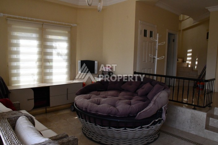 Вилла 3+1 в легендарном комплексе Gold City с панорамным видом на море и доступом к отельной инфраструктуре - Ракурс 15