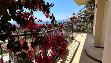 Вилла 3+1 в легендарном комплексе Gold City с панорамным видом на море и доступом к отельной инфраструктуре - Ракурс 31