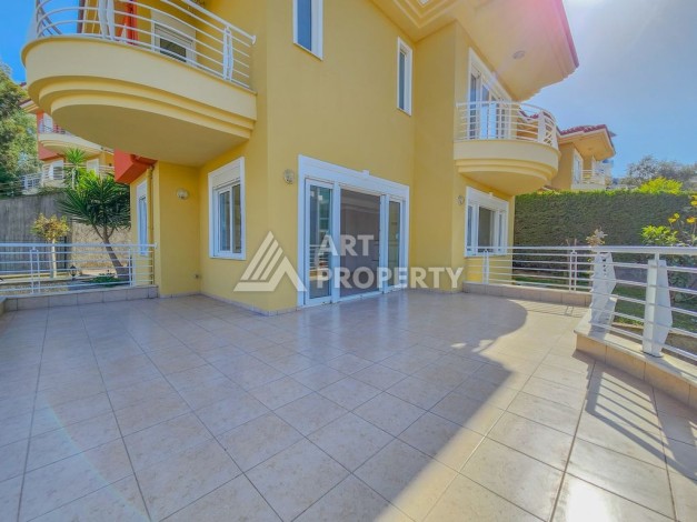 Просторная Квартира 4+1 в Каргыджаке, 260 кв.м. - Ракурс 1