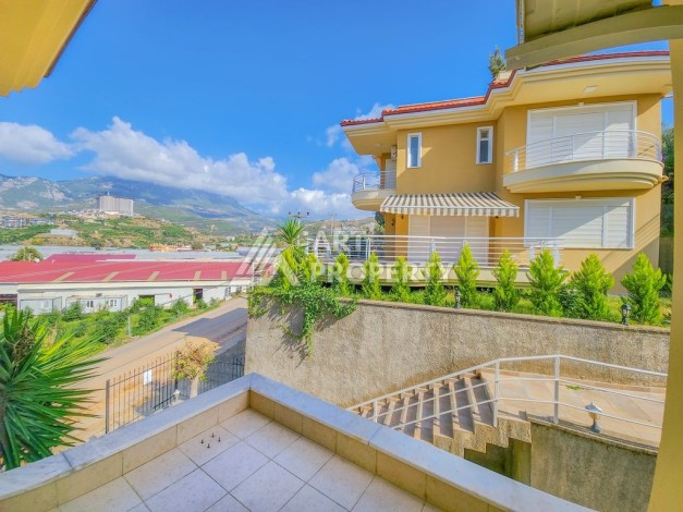 Просторная Квартира 4+1 в Каргыджаке, 260 кв.м. - Ракурс 2