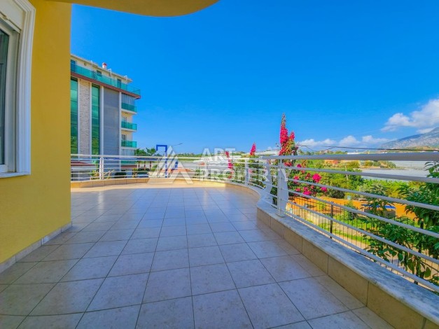 Просторная Квартира 4+1 в Каргыджаке, 260 кв.м. - Ракурс 20