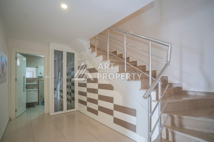 Меблированный дуплекс 2+1 в престижной резиденции района Кестель, 110 кв.м. - Ракурс 81