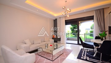 Двухуровневая квартира 2+1 с выходом в сад, 300 метров до моря в районе Каргыджак - Ракурс 10