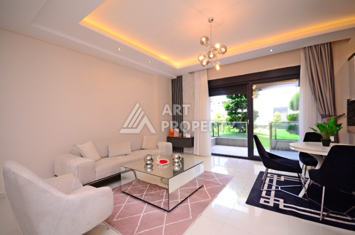 Двухуровневая квартира 2+1 с выходом в сад, 300 метров до моря в районе Каргыджак - Ракурс 9